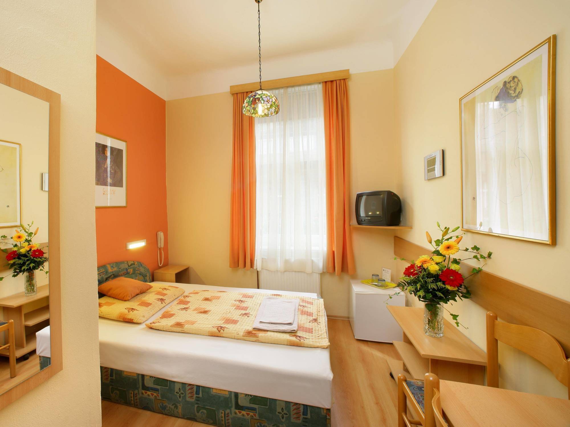 פראג Hotel Golden City Garni מראה חיצוני תמונה